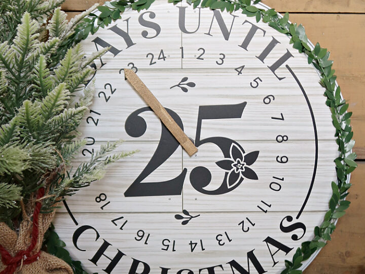 DIY Christmas Countdown Clock Craft - Using a Pizza Pan - The