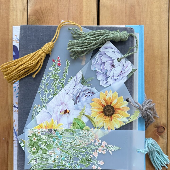 DIY floral acrylic bookmarks