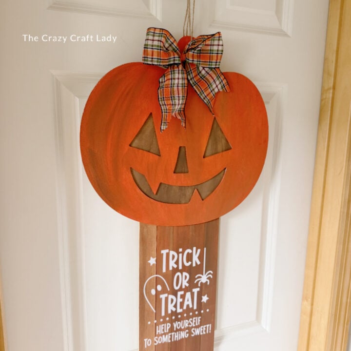 Jack-O-Lantern Halloween Candy Door Sign