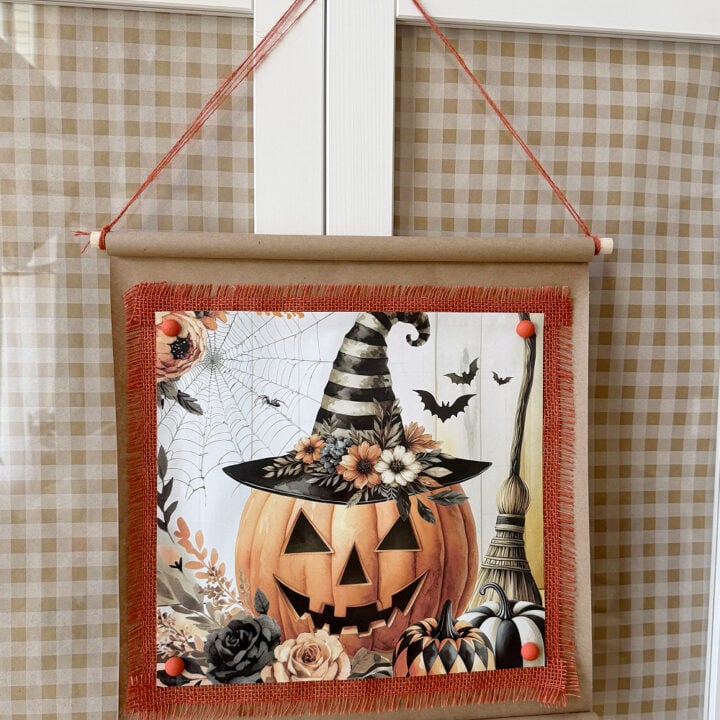 Halloween Calendar Page Kraft Paper Scroll Sign