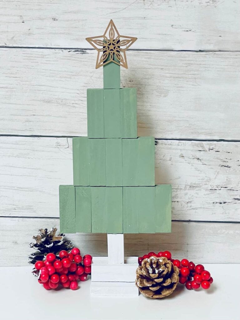 DIY-Tumbling-Tower-Block-Christmas-Tree
