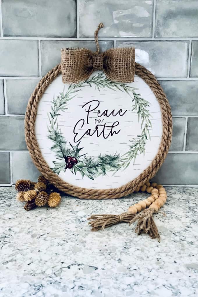 Peace on Earth Pizza Pan Wreath